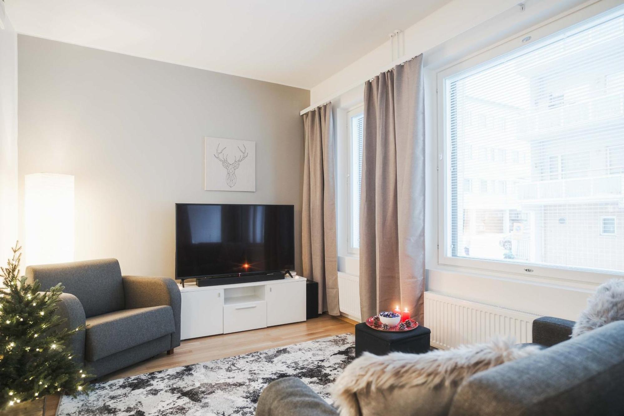 Cozy City Apartment With Sauna Рованиеми Экстерьер фото
